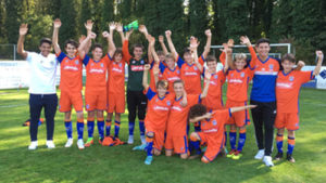 U15